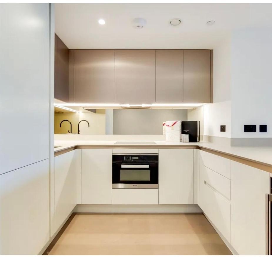 Luxury Apartment Riverside Лондон Экстерьер фото
