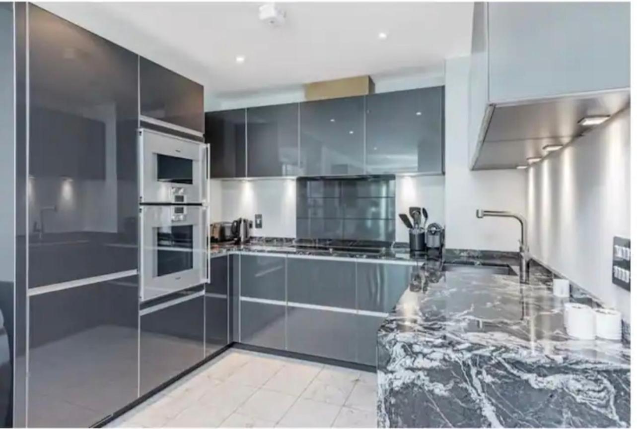 Luxury Apartment Riverside Лондон Экстерьер фото